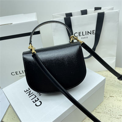 Ce**e mini besace clea in shiny calfskin black