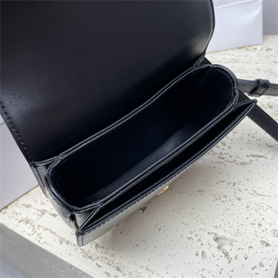 Ce**e mini besace clea in shiny calfskin black