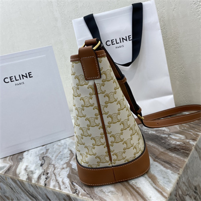 Ce**e small bucket in triomphe canvas and calfskin white