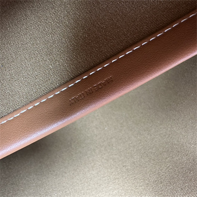 Ce**e mini horizontal cabas in triomphe canvas and calfskin tan