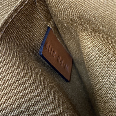 Ce**e medium folco bag in triomphe canvas and calfskin white