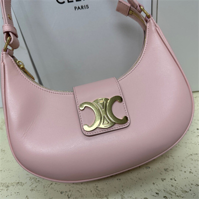Ce**e medium ava triomphe bag in smooth calfskin pink