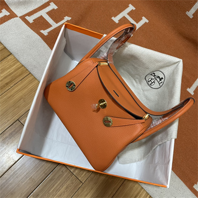 Lindy Bag Taurillon Clemence Leather 26/30CM Gold Tone Metal In Orange Color HS