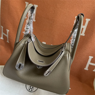 Lindy Bag Taurillon Clemence Leather 26/30CM Silver Tone Metal In Etoupe Color HS