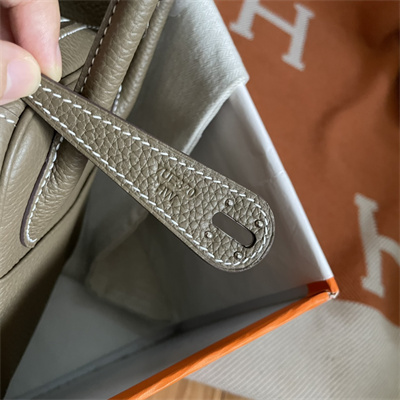 Lindy Bag Taurillon Clemence Leather 26/30CM Silver Tone Metal In Etoupe Color HS