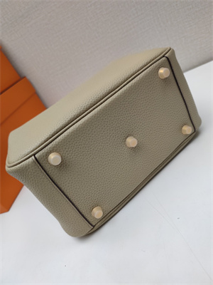 Lindy Bag Taurillon Clemence Leather 26/30CM Gold/Silver Tone Metal In Trench Color HS