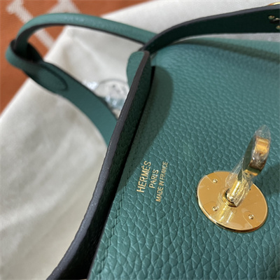 Lindy Bag Taurillon Clemence Leather 26/30CM Gold Tone Metal In Malachite Color HS