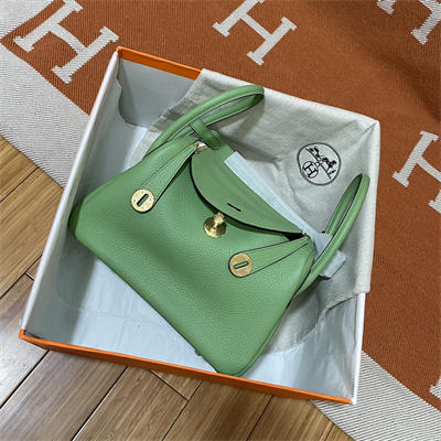 Lindy Bag Taurillon Clemence Leather 26/30CM Gold Tone Metal In Vert Criquet Color HS