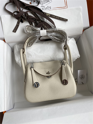 Lindy Mini Bag Taurillon Clemence Leather Gold/Silver Tone Metal In Craie Color HS
