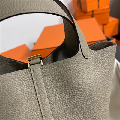 Picotin Lock Bag Togo Leather 18/22CM Gold/Silver Tone Metal In Tourterelle Color HS