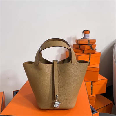 Picotin Lock Bag Togo Leather 18/22CM Gold/Silver Tone Metal In Biscuit Color HS