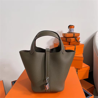 Picotin Lock Bag Togo Leather 18/22CM Gold/Silver Tone Metal In Etoupe Color HS