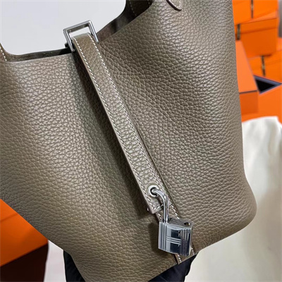 Picotin Lock Bag Togo Leather 18/22CM Gold/Silver Tone Metal In Etoupe Color HS