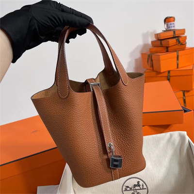 Picotin Lock Bag Togo Leather 18/22CM Gold/Silver Tone Metal In Gold Color HS