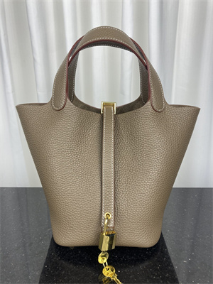 Picotin Lock Bag Taurillon Clemence Leather 18/22CM Gold/Silver Tone Metal In Etoupe Color HS