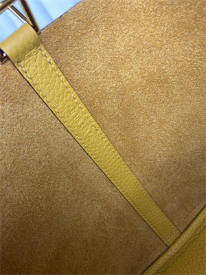 Picotin Lock Bag Taurillon Clemence Leather 18/22CM Gold/Silver Tone Metal In Jaune Amber Color HS