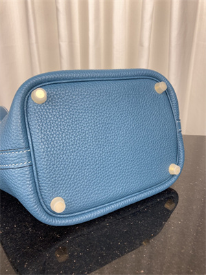Picotin Lock Bag Taurillon Clemence Leather 18/22CM Gold/Silver Tone Metal In Blue Jean Color HS