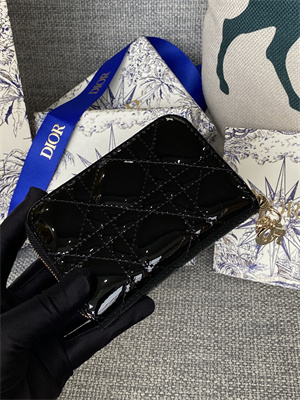 cd  voyageur small coin purse S*pple cannage patent calfskin black s0985