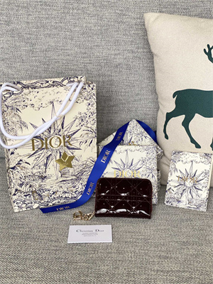 cd  voyageur small coin purse S*pple cannage patent calfskin burgundy s0985