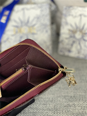 cd  voyageur small coin purse S*pple cannage patent calfskin burgundy s0985