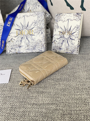 cd  voyageur small coin purse S*pple cannage patent calfskin beige s0985