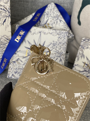 cd  voyageur small coin purse S*pple cannage patent calfskin beige s0985