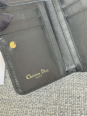 cd caro scarlet wallet S*pple cannage lambskin black s5032