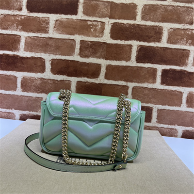 G*u*i gg marmont small  shoulder bag lt green iridescent 446744