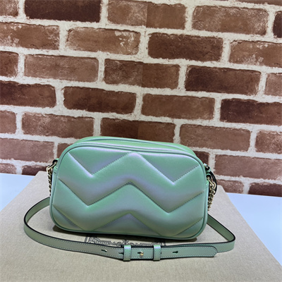 G*u*i gg marmont small shoulder bag lt green iridescent 447632