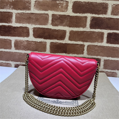 G*u*i gg marmont matelass?? chain mini bag red 746431