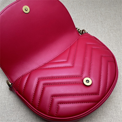 G*u*i gg marmont matelass?? chain mini bag red 746431