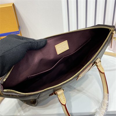 L.V Turenne MM Bag Monogram Canvas M48814