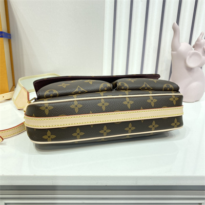 L.V Vibe Handbag In Monogram Canvas M46999