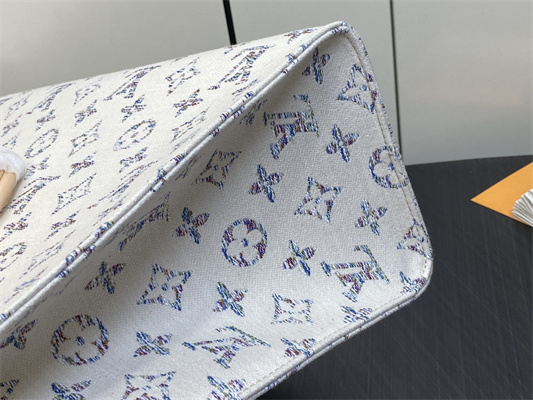 L.V ONTHEGO MM Denim Textile Jacquard White Color M24708