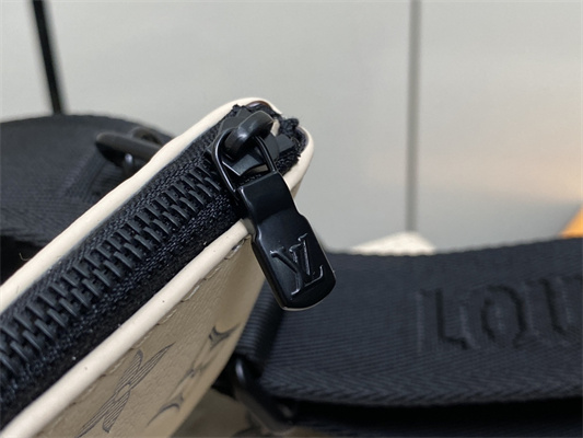 L.V Trio Messenger Monogram Shadow Calfskin Leather White/Navy Blue