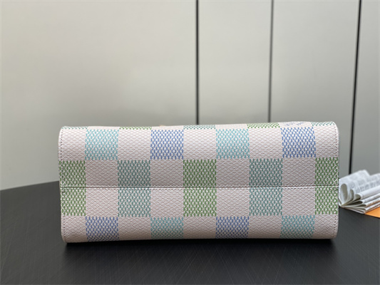 L.V ONTHEGO MM Damier Giant Coated Canvas N40518