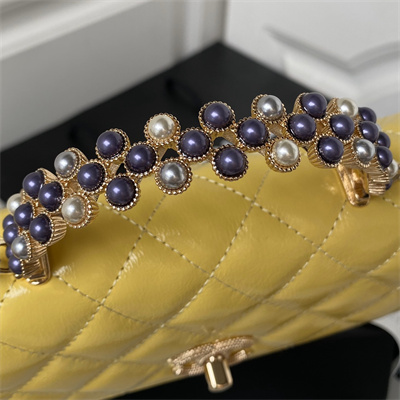 Cha.nel Clutch With Chain Shiny Crumpled Lambskin, Imitation Pearls & Gold-Tone Metal Yellow AP3803