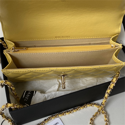 Cha.nel Clutch With Chain Shiny Crumpled Lambskin, Imitation Pearls & Gold-Tone Metal Yellow AP3803