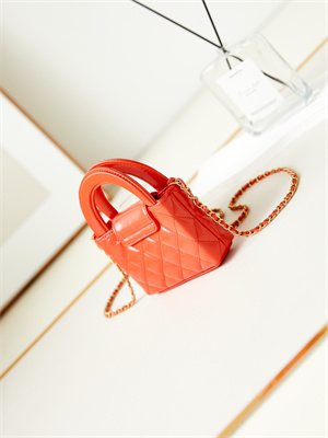 Ch*el clutch with chain shiny aged calfskin gold-tone metal orange  ap3435