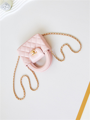 Ch*el clutch with chain shiny aged calfskin gold-tone metal pink ap3435