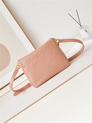 Ch*el hobo handbag shiny calfskin gold tone metal pink as4743