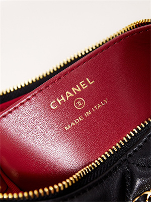 Ch*el 19 clutch with chain shiny lambskin, gold-tone, silver-tone & ruthenium-finish metal black ap3763