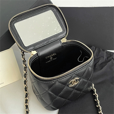 Ch*el small vanity case with chain lambskin gold tone metal black ap2198