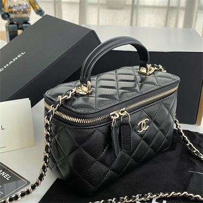 Ch*el vanity case with chain lambskin gold tone metal black ap2199