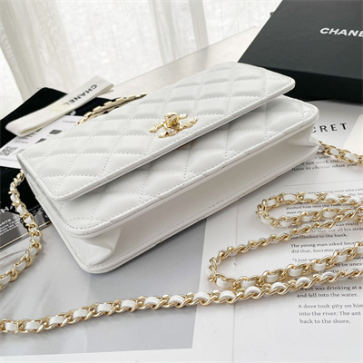 Ch*el clutch with chain lambskin gold tone metal white ap3795