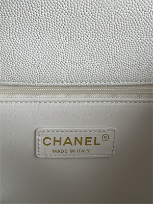 Cha.nel Large Coco Handle Bag Grained Calfskin Lt Gold Metal White A92991