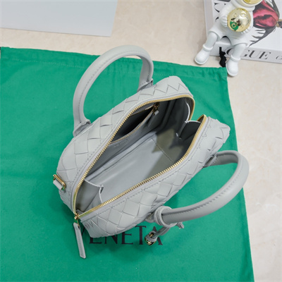 BV Small Getaway Top Handle Bag Lambskin Agate Grey