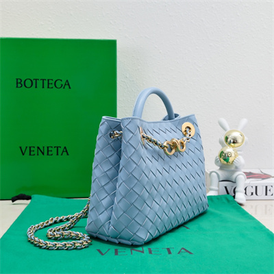 BV Small Andiamo Top handle bag With Chain Lambskin Leather Dip