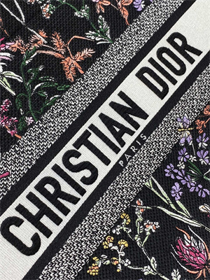 cd medium book tote black multicolor D*or herbarium embroidery