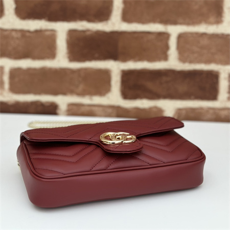 G*u*i gg marmont mini bag with card case burgundy/white 751526